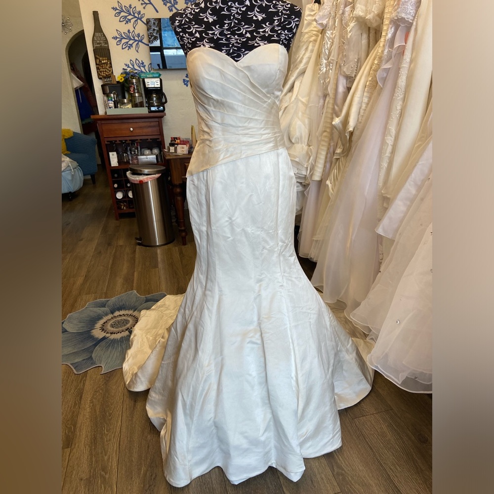 Cristiano Lucci Wedding Dress